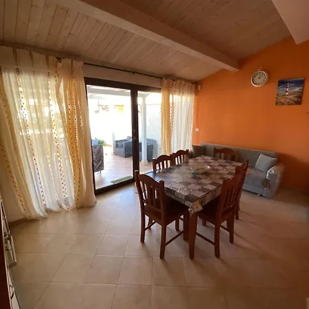 Carnovale Wifi Piscina Divertimento Sul Mare Di بيتسو