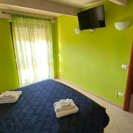 Carnovale Wifi Piscina Divertimento Sul Mare Di 피조