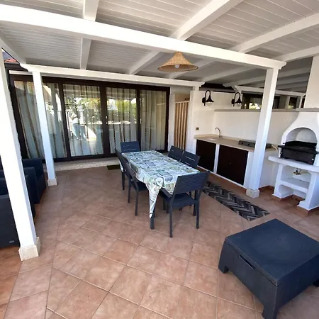 펜션 Carnovale Wifi Piscina Divertimento Sul Mare Di 피조