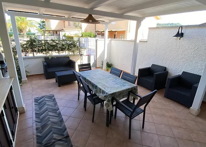 Carnovale Wifi Piscina Divertimento Sul Mare Di