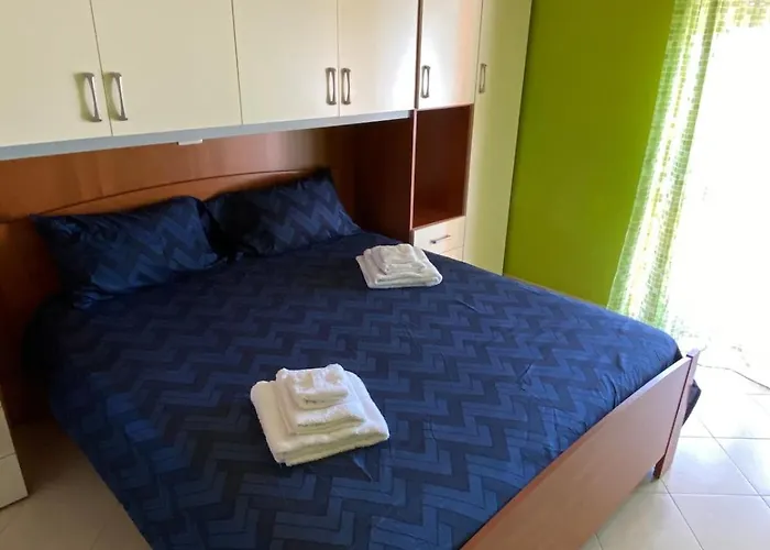 Carnovale Wifi Piscina Divertimento Sul Mare Di * Pizzo (Calabria)