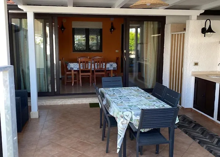 Carnovale Wifi Piscina Divertimento Sul Mare Di * Pizzo (Calabria)