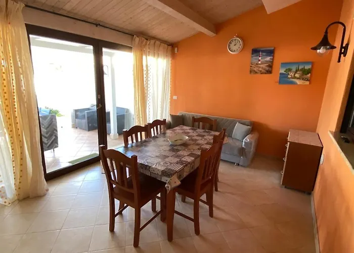 Casa de Férias Carnovale Wifi Piscina Divertimento Sul Mare Di Pizzo (Calabria)